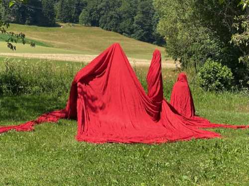 weiertal rotes Tuch